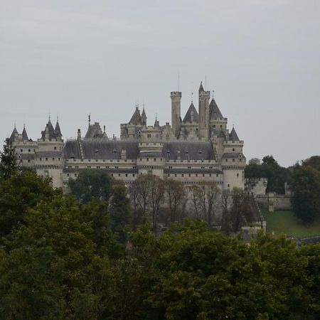 Holiday Home Castle View Pierrefonds Exterior photo